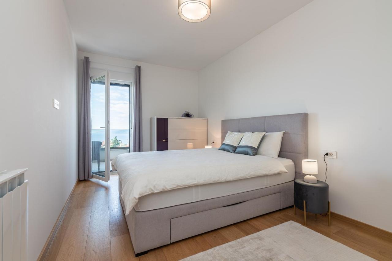 Apartment With Balcony Ocean Paradise Кастав Екстериор снимка